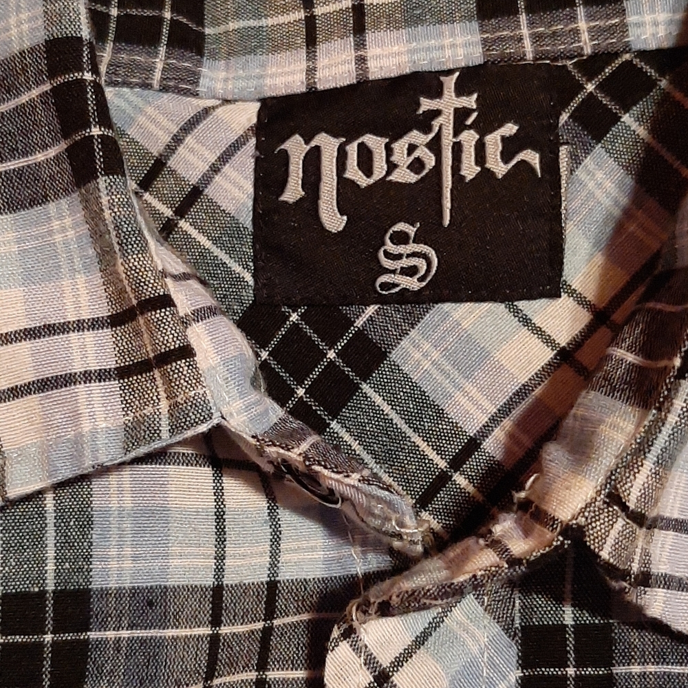 Shirt - Picture 8 of 8